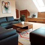 Apartmanovy Dum Michael アパート *